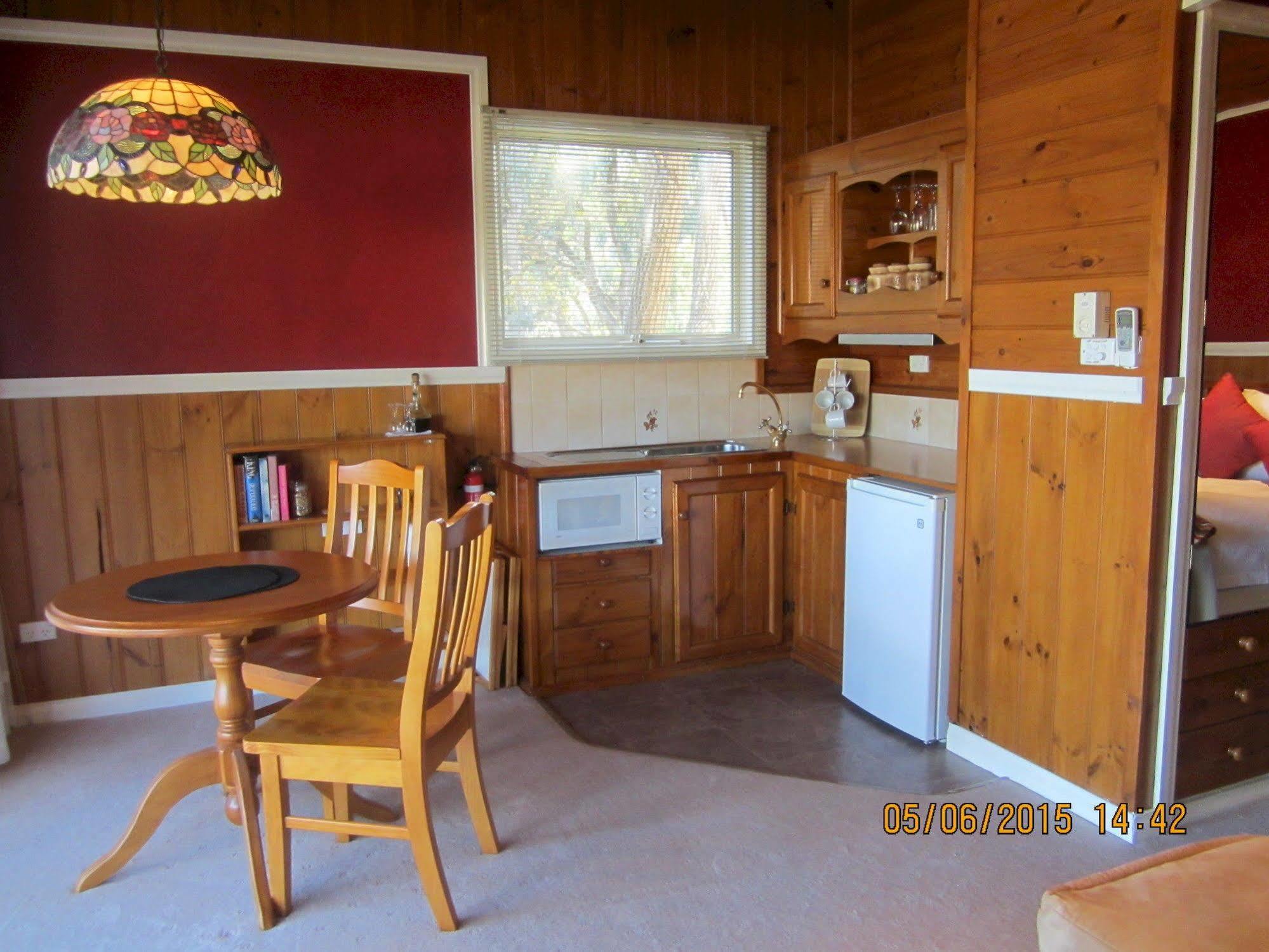 Willowlake Cottages Howqua Kültér fotó
