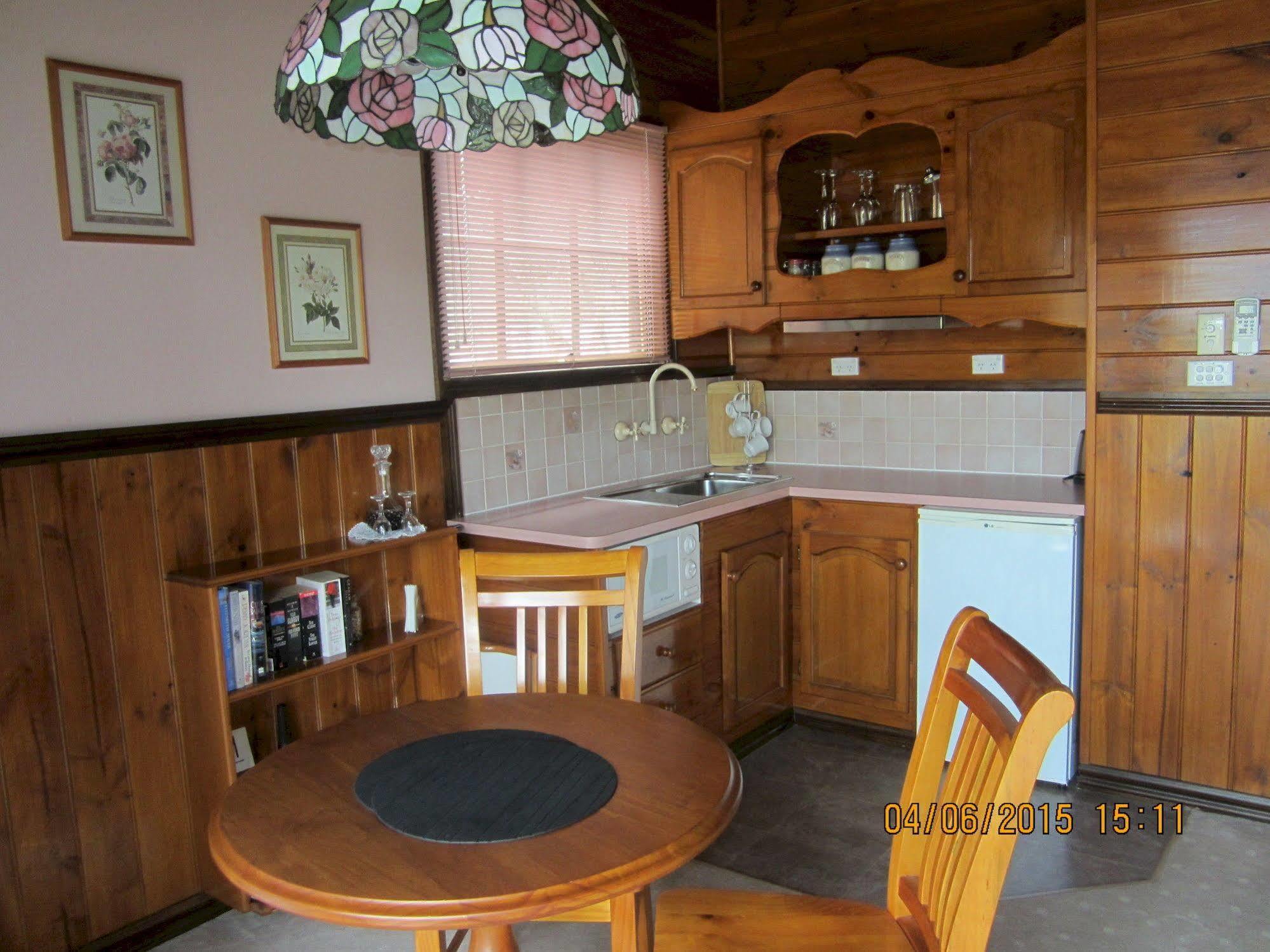 Willowlake Cottages Howqua Kültér fotó